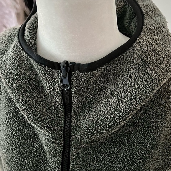 BENCH. Arisoft Jacket- Fleece Zip-Up Hoodie Jacket - Picture 6 of 11